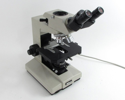 Nikon Labophot Microscope with Pol/Polarizers 4 Objectives And Red Rot