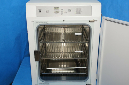 Nuaire Duraflow Nu-5100 Co2 Air-Jacketed Under Counter Direct Heat Co2 Incubator