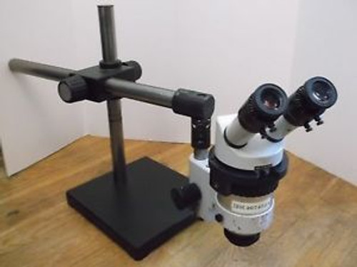 Wild Heerbrugg M7A Stereozoom Microscope with boom stand  20x eyepieces