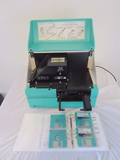 Labsystems Fluoroskan Ascent FL 374 Fluorescence Microplate Reader W/ Software