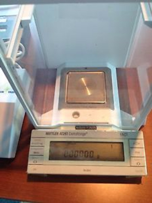 Mettler Toledo AT261 Delta Range Analytic Balance, Printer and Set of Weights