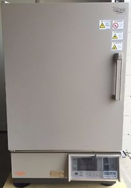 Espec LHU-113 Temperature and Humidity Cabinet