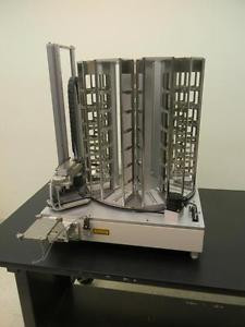 Kendro Heraeus Cytomat Hotel K Robot Microplate Shuttle Handler storage system