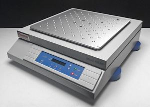 Thermo Fisher Orbital Shaker, SHKE 416HP, 18x18-inch Platform