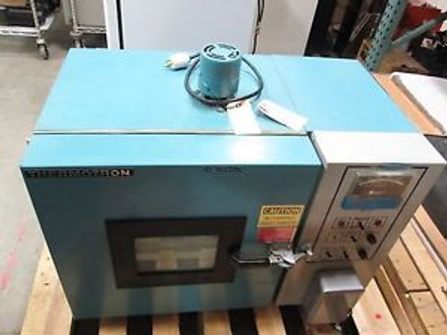 Thermotron S-1.2 Mini Max Environmental Chamber 120VAC 15A Does not Cool