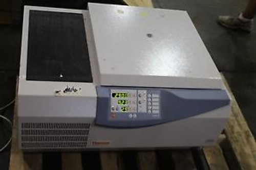 JOUAN THERMO CR4I CENTRIFUGE WITH ROTOR WORKING