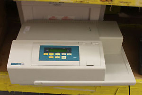 MOLECULAR DEVICES SPECTRA MAX PLUS MICROPLATE SPECTROMETER