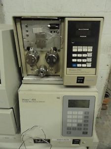 Manual injecter with N2000 data and Waters 486 detector, Waters 590 pump