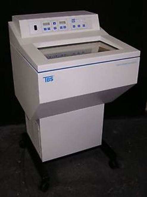 TRIANGLE BIOMEDICAL SCIENCES MODEL MINOTOME PLUS CRYOSTAT - FULLY RECONDITIONED