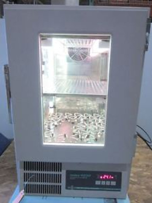 New Brunswick Innova 4230 Refrigerated Incubator Shaker