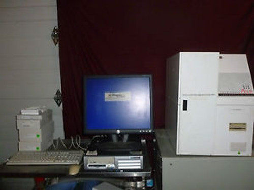 Wallac 1450 Microbeta PLUS Liquid Scintillation Counter with Computer