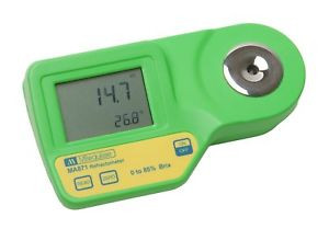 Milwaukee Ma871 Digital Sugar Refractometer With Automatic Temp Compensation Y