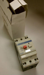 New Telemecanique Motor Circuit Breaker Gv3 M07