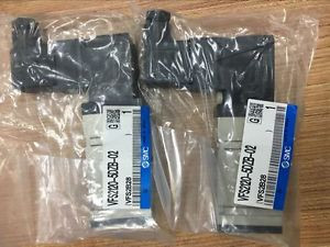 1Pcs Smc Solenoid Vfs2120-5Dzb-02