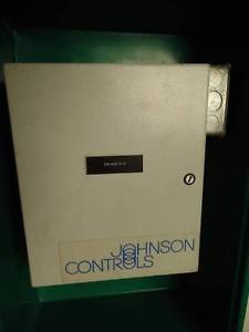 JOHNSON CONTROLS VMA CONTROL PANEL WITH APVMA1430-0 NEW
