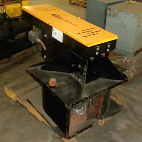 CHICAGO BLOWER CORP 176S4-11909  15 SQI CENTRIFUGAL FAN W/ 5 HP MOTOR CHICAGO BLOWER CORP 176S4-11909  15 SQI CENTRIFUGAL FAN W/ 5 HP MOTOR