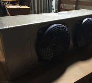 NEW LARKIN LCE6120BEWMC6B LOW PROF ELEC DEFROST 12000btu