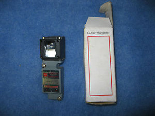 Cutler Hammer E51Scl Photoelectric Switch Body 120V Series B2 New Cutler Hammer E51Scl Photoelectric Switch Body 120V Series B2 New