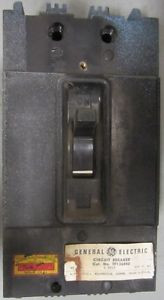 GENERAL ELECTRIC GE  TF136040  600 VAC  40 A  3 Pole CIRCUIT BREAKER