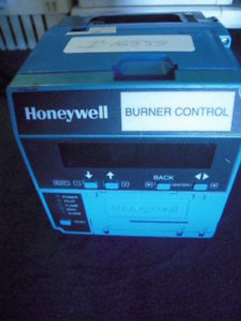Honeywell Burner Control Unit model RM7838C1012W
