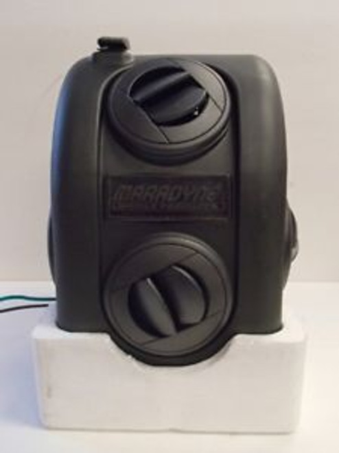Maradyne 12 Volt 4000 Universal Heating / Cooling Cab Heater 13,200 Btu 28-1826