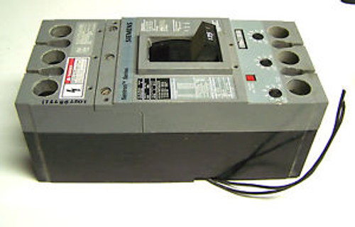 SIEMENS SENTRON BREAKER W/TRIP HFD63F250-trip-125 w/SHUNT   .... V-04A