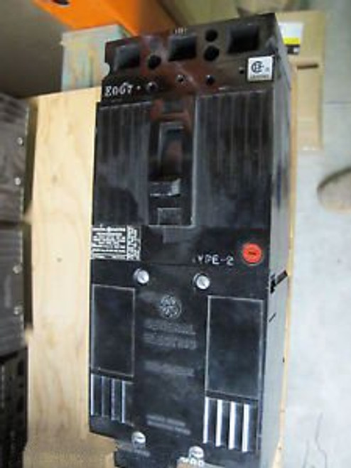 GE TB13030BWE05 Circuit Breaker