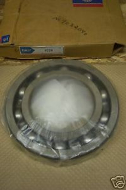 Skf Model 6228 Roller Bearing New Condition In Box