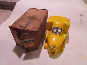 Square D 9002 Aw18 Heavy Duty Foot Switch Pedal Nos Mint In Box