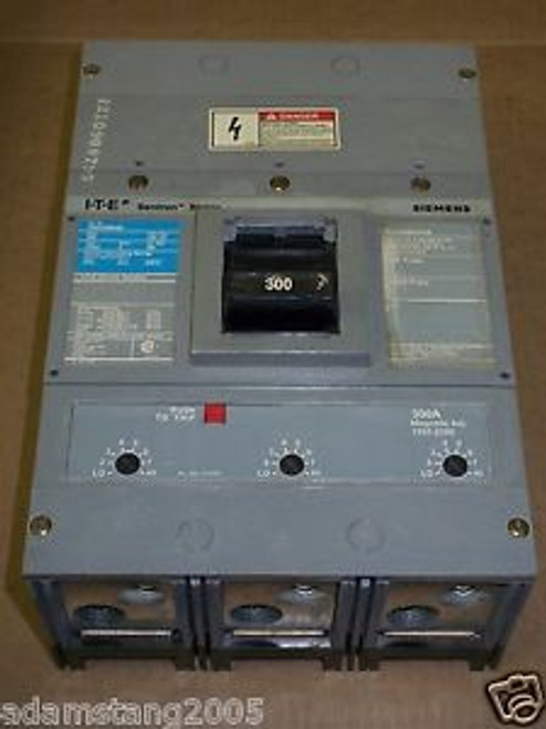 ITE Siemens JXD2 3 pole 300 amp 240v JXD23B300 Sentron Circuit Breaker JXD
