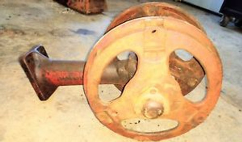 Farmall Ih B Bn Tractor Main Front End Pedestal & Hubs - Cap Hub Cap Buckles Bol