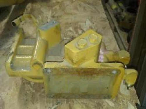 2W2258 Caterpillar Base A