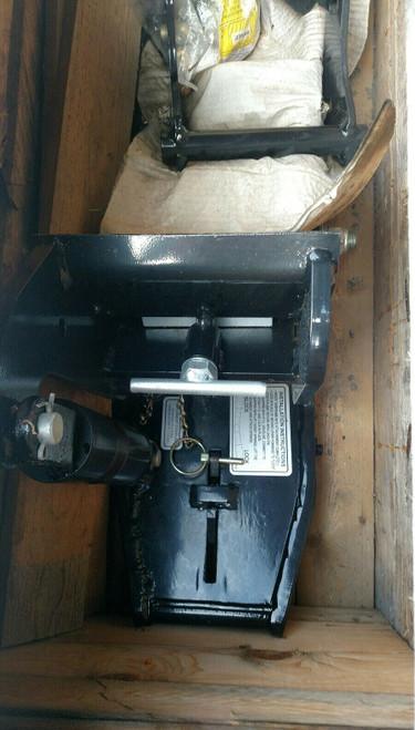 New Holland 715451086 Boomer 2035 Tc29Da Tc33 T2210 Male Quick Hitch + Subframe