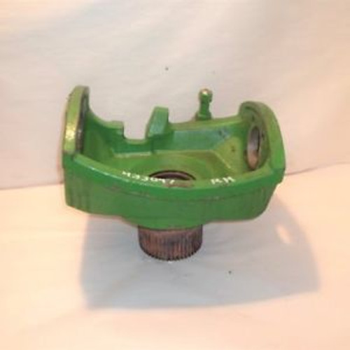 Used Mfwd Steering Knuckle Housing Rh John Deere 8300 8200 8400 8310 8430 8100