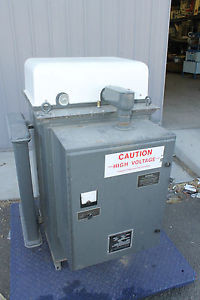 CROUSE-HINDS COOPER CONSTANTCURRENT REGULATOR 31080-70-P-11 TRANSFORMER