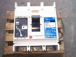 CUTLER HAMMER CRD CRD320T33W 2000 AMP 3 POLE 600V CIRCUIT BREAKER SHUNT AUX