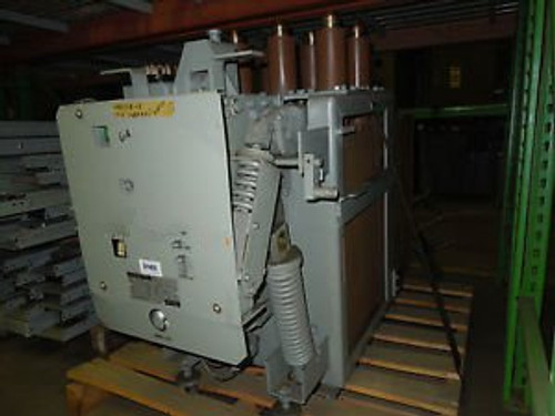 GE Magne-Blast Circuit Breaker - 4.76KV - 2500Amp - AM-4.16-250-9H - Used