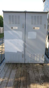 Cutler Hammer 1600 Amp 277/480V NEMA 3R Switch and CT Cabinet- E1245