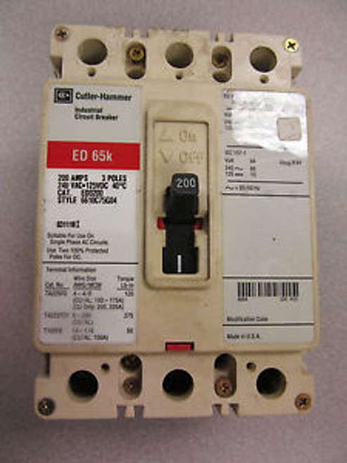 Cutler Hammer ED3200 Circuit Breaker 200 Amp 3 Pole 240 Volt ED 3200