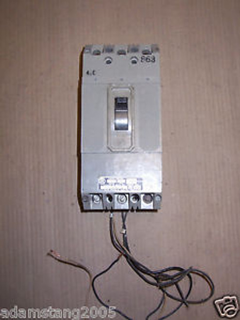 ITE SIEMENS HF3 HF3B10000S01 100 AMP 3 POLE SHUNT AUX CIRCUIT BREAKER  HF3B100