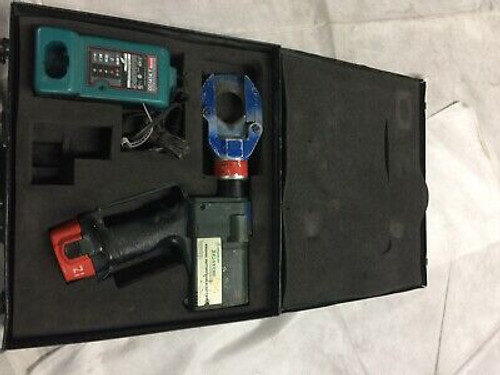 Greenlee Esg50Gl Gator Plus 12V Cable Cutter W/ 2 Batteries Charger & Case