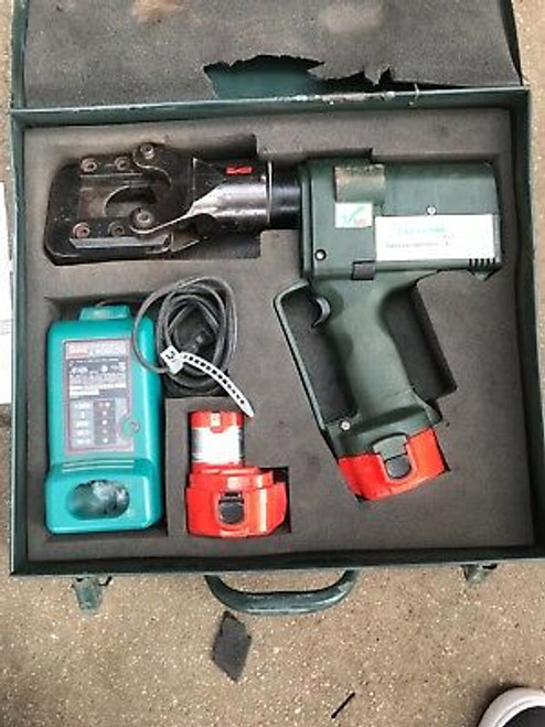 Greenlee Gator Plus Esg45Gl 12V Battery Powered Cable Cutter