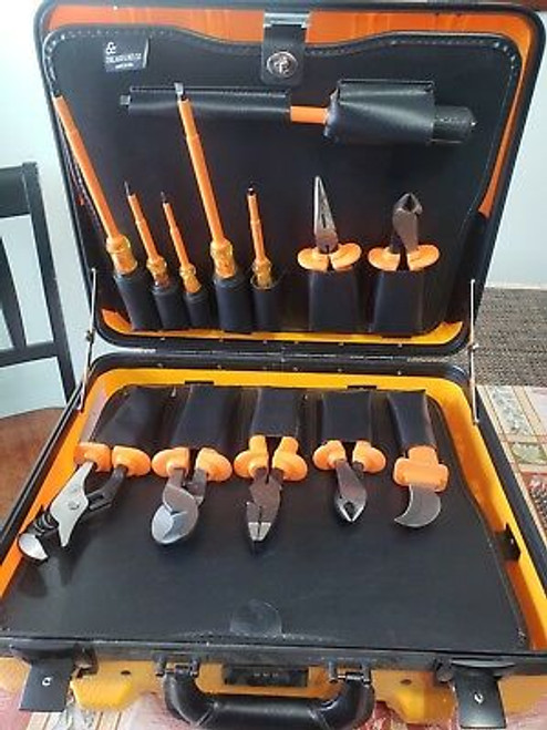 Klein Insulated 1000V 13-Pc Tool Set - New In Case