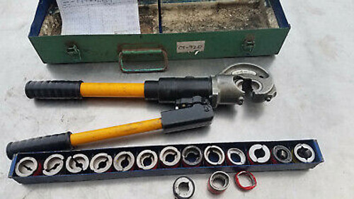 Panduit Ct-920 Controlled Crimping Tool, Crimps , Dies And Storage Case