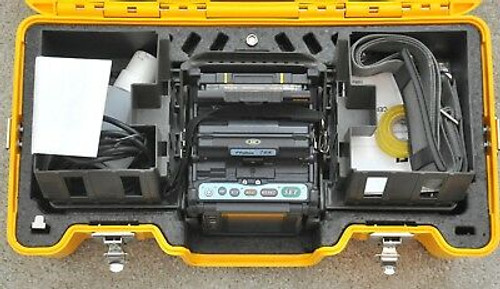 Fujikura Fsm-70S Core Alignment Fusion Splicer W/ Ct-30 8123 Arcs Usa Model 70S