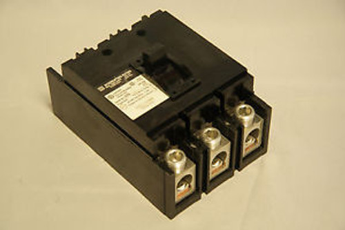 SQUARE D Q2L3200 Molded Cases Circuit Breaker 3P 200A 240V Schneider Q2L 3 Pole