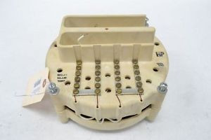 CUTLER HAMMER 401-600 600:120X240V 1KVA 240V-AC TRANSFORMER B219658