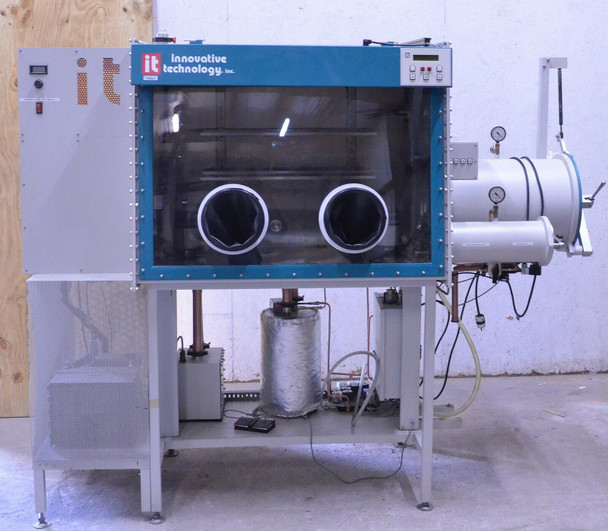 Innovative Technology Inc. System One M Refrigerated Glove Box