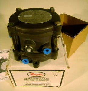 Dwyer Explosion Proof Differential Pressure Switch Series 1950G00B120. New SPW Industrial