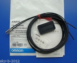 E32D51 1 pz nuovo interruttore fotoelettrico unità fibra Omron